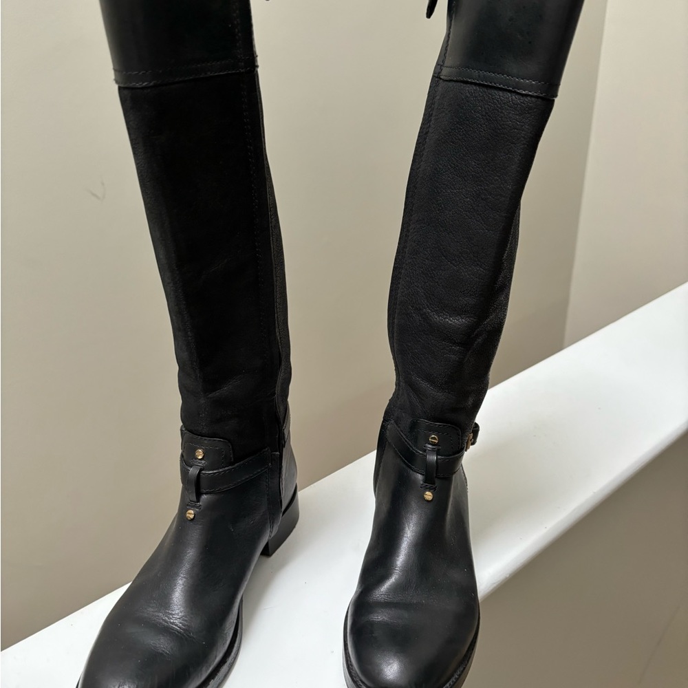 Tory Burch Knee High Riding Boot, in Black Leather, Size 6